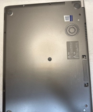 中古東芝R63/DN core i5-8250メモリ8GB/SSD 256GB Win1