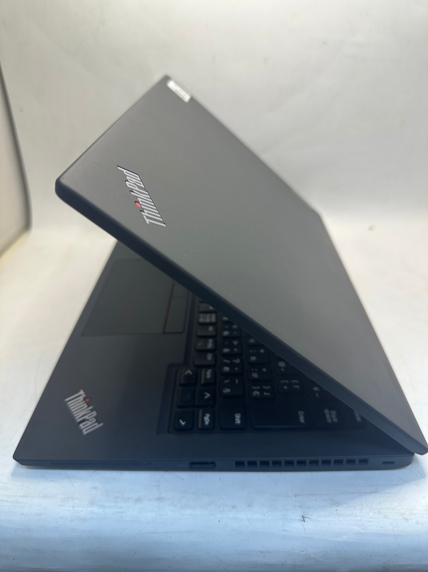 ThinkPad X13 core i5-1135G7 メモリ8GB 256GB WIN11