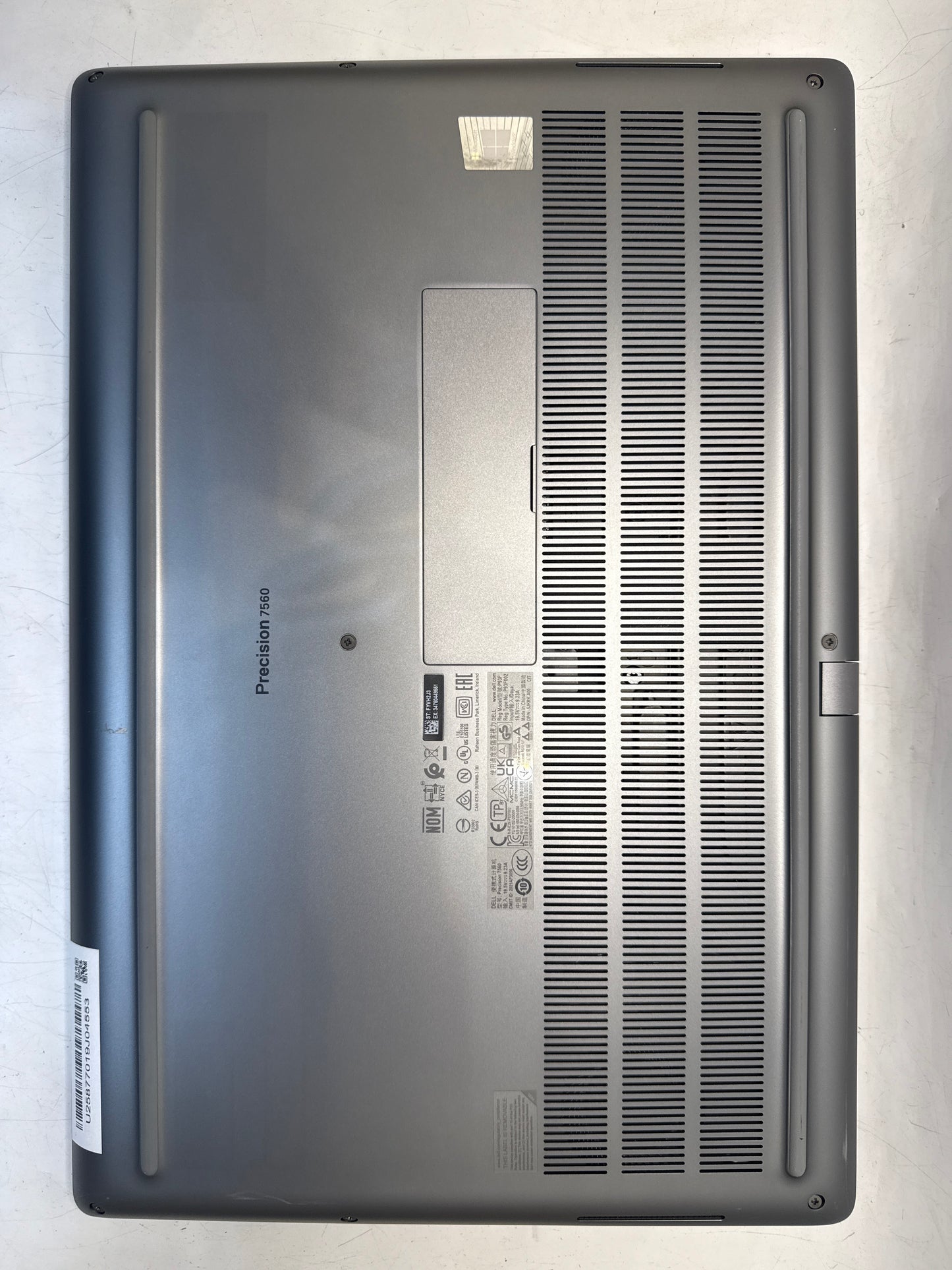 DELL Precision 7560 core i9-11950H/メモリ32GB SSD 1TB WIN11 タッチパネル