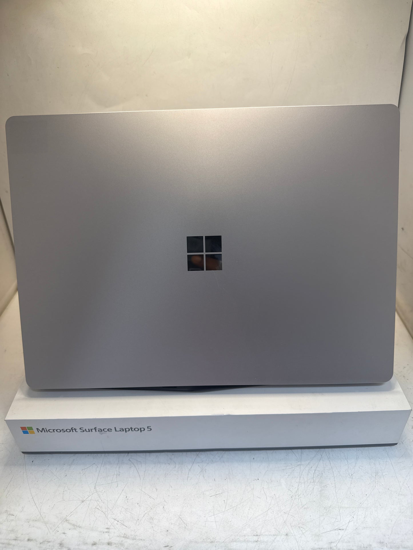 美品Surface laptop 5 core i5-1235Uメモリ8GBSSD 512GB MS OFFICE DA製2021