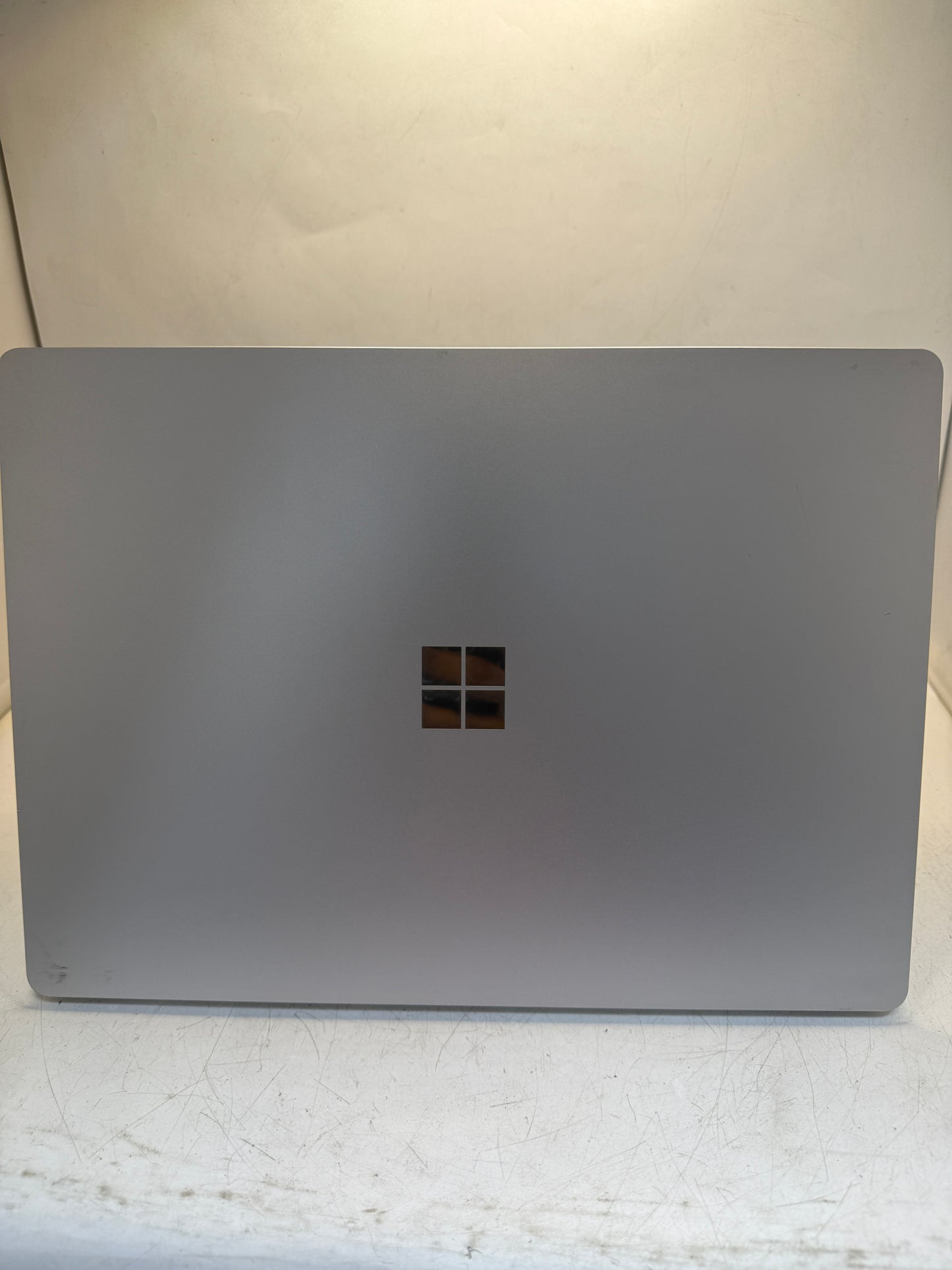 美品Surface laptop 5 core i5-1235Uメモリ8GBSSD 512GB