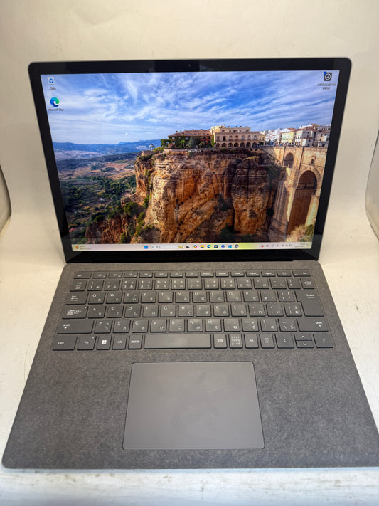 美品Surface laptop 5 core i5-1235Uメモリ8GBSSD 512GB
