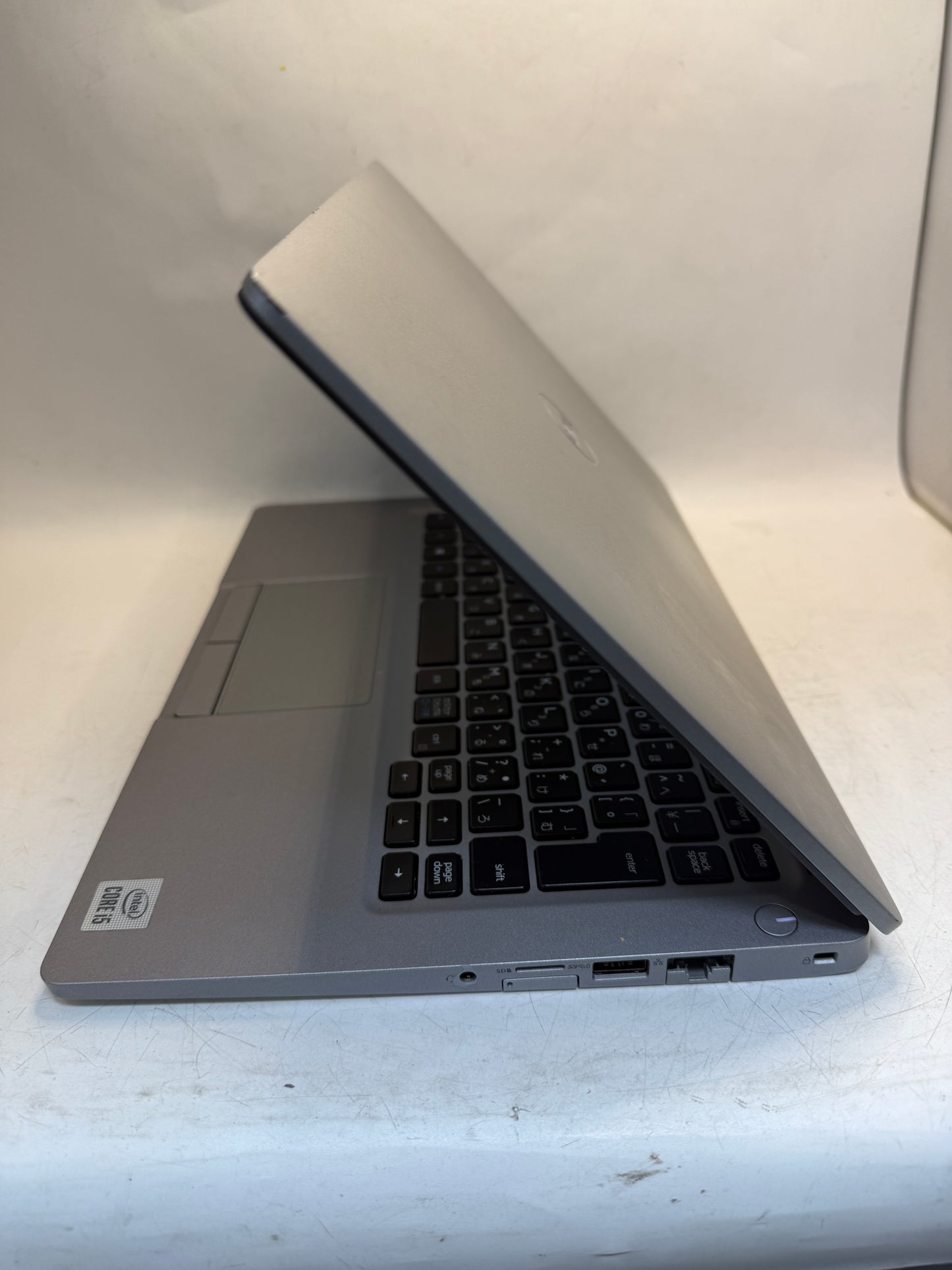 DELL 3510 core i5-10310/16/512 タッチパネル　LTE モデル