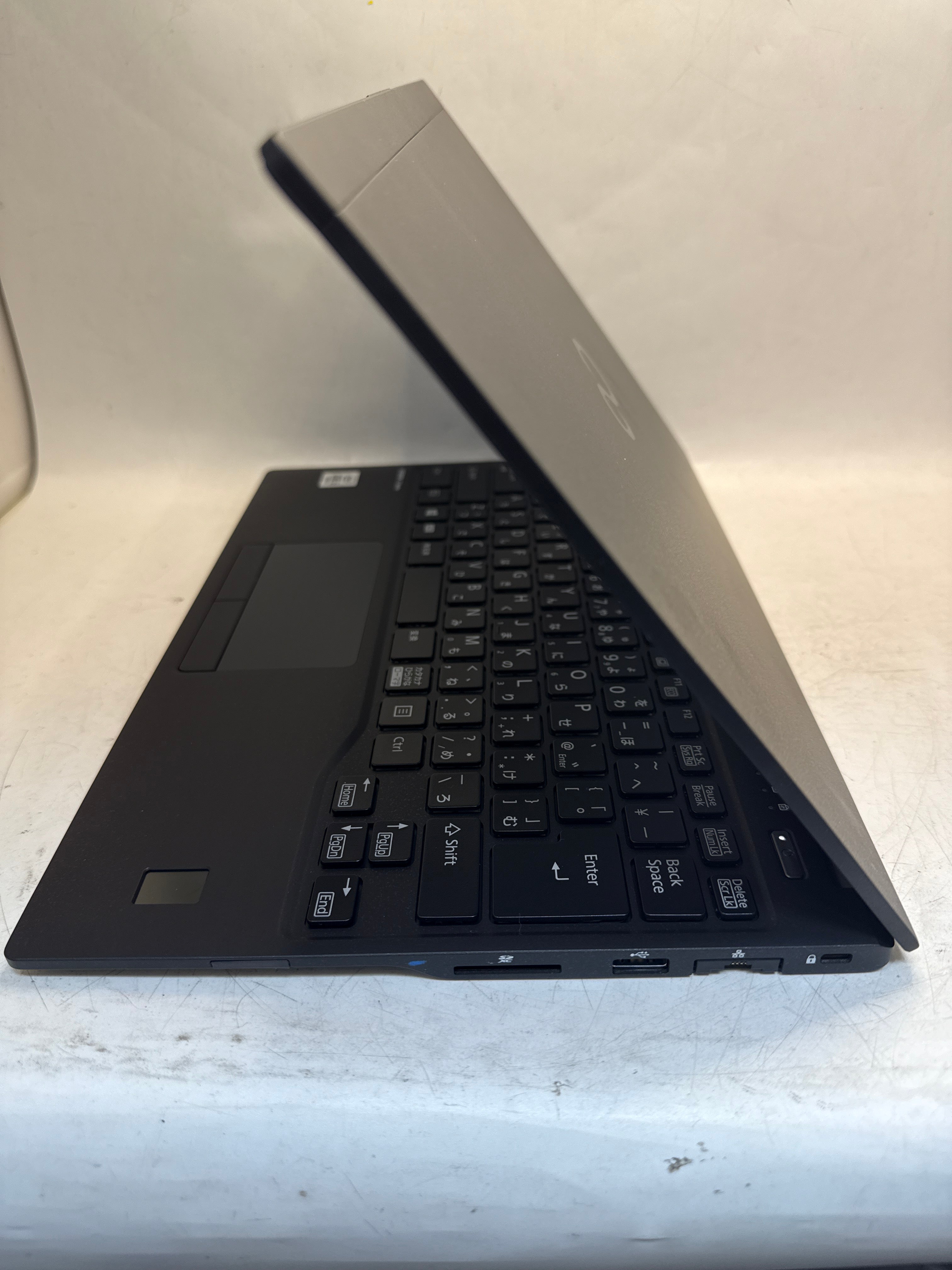 Fujitsu LifeBook U9310/D core i5-10310 8/256 – ML COMPUTERS